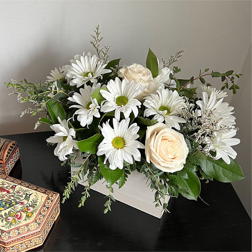 Fresh Linen Box Bouquet – Sanford Floral Marketing, Sanford FL