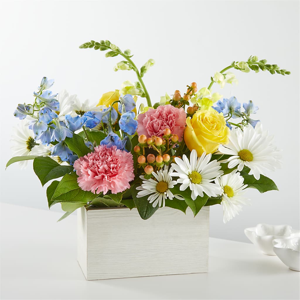 Sun Salutation Box Bouquet – Sanford Floral Marketing, Sanford FL