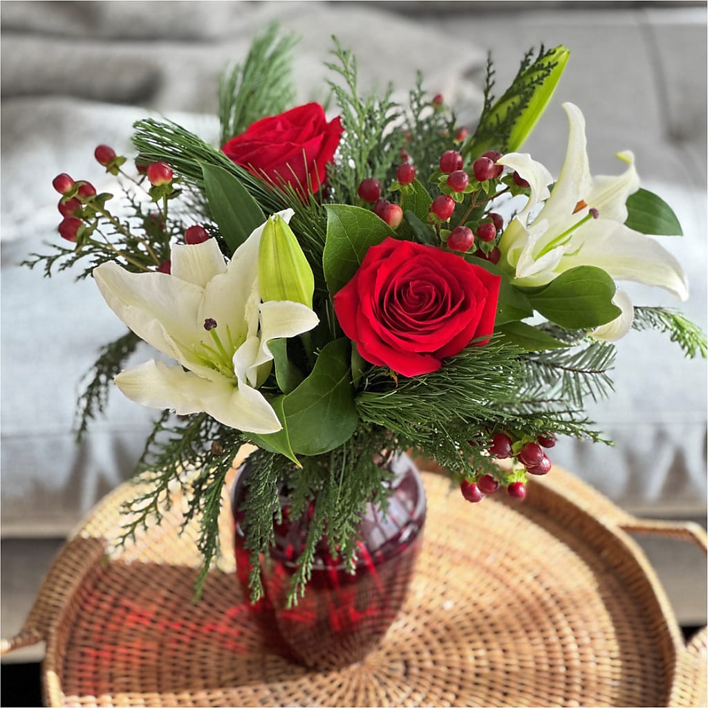 Evergreen Delight Bouquet – Sanford Floral Marketing, Sanford FL