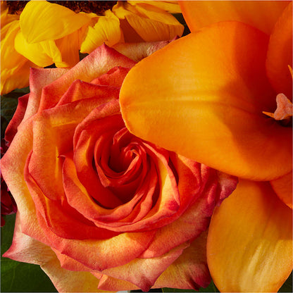 Grateful Centerpiece –  Sanford Floral Marketing, Sanford FL