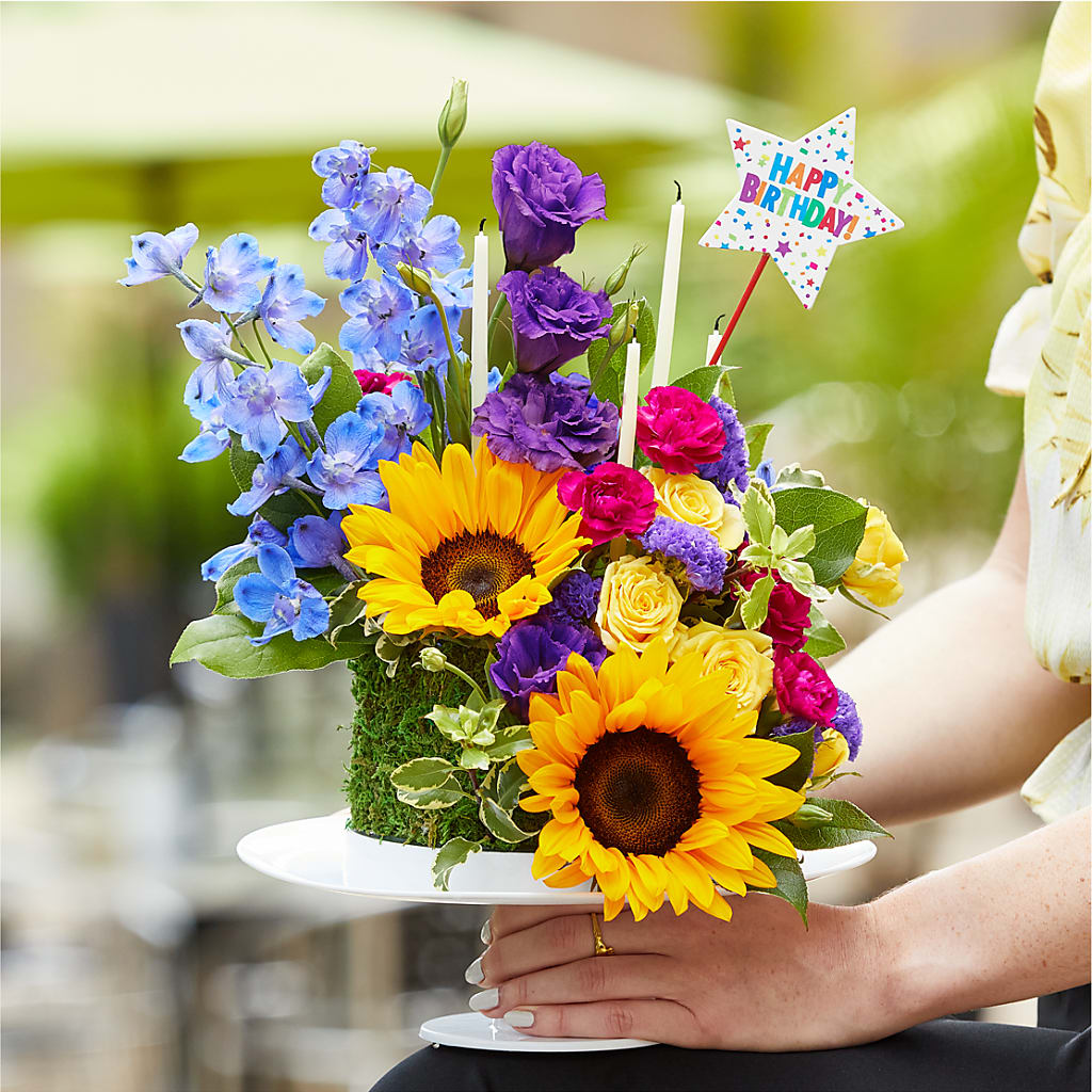 Star of the Day Floral Cake –  Sanford Floral Marketing, Sanford FL